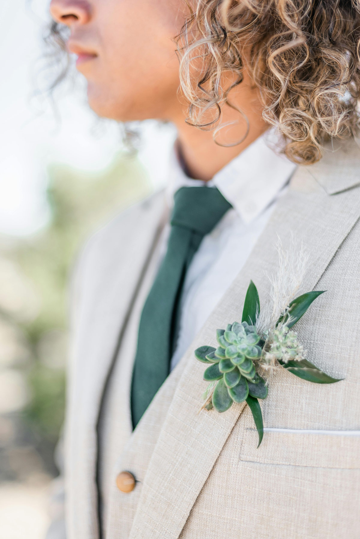 Minimalistisch-modern-trouwpakken