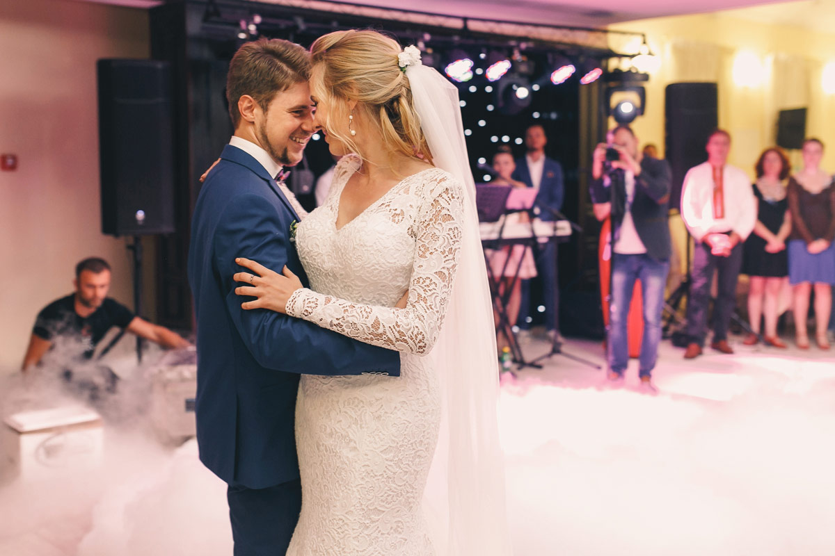 De-openingsdans-is-jullie-moment-om-te-shinen-in-Noord-Holland