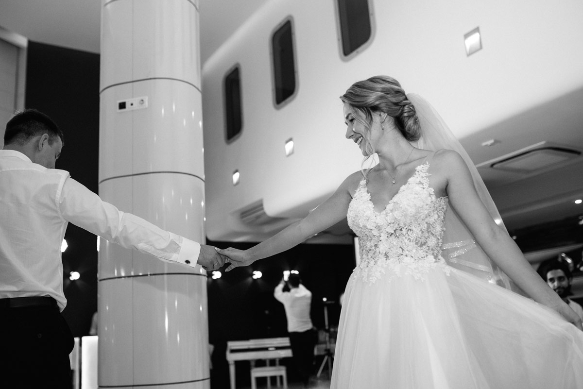 ontspannen_de_dansvloer_op_openingsdans